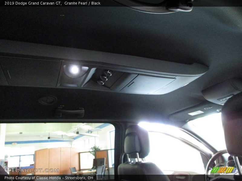 Granite Pearl / Black 2019 Dodge Grand Caravan GT