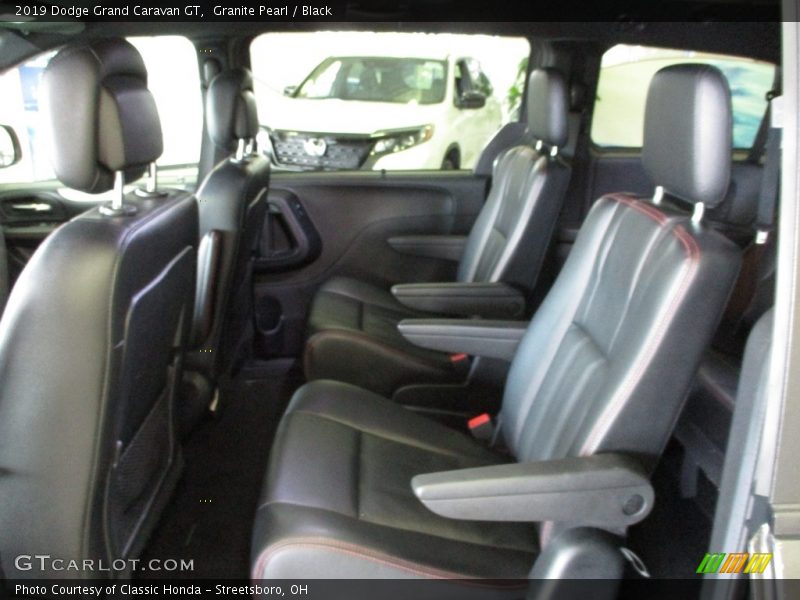 Granite Pearl / Black 2019 Dodge Grand Caravan GT