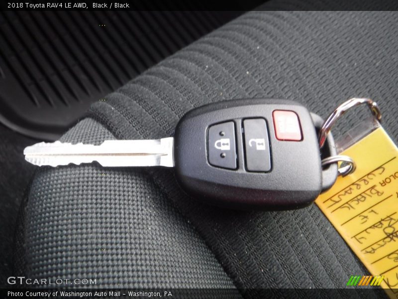 Black / Black 2018 Toyota RAV4 LE AWD