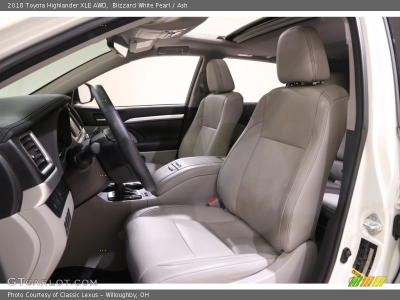 Blizzard White Pearl / Ash 2018 Toyota Highlander XLE AWD