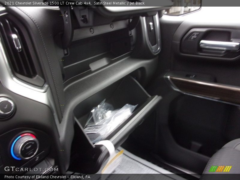 Satin Steel Metallic / Jet Black 2021 Chevrolet Silverado 1500 LT Crew Cab 4x4