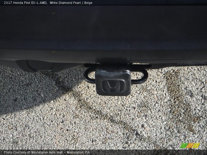 White Diamond Pearl / Beige 2017 Honda Pilot EX-L AWD