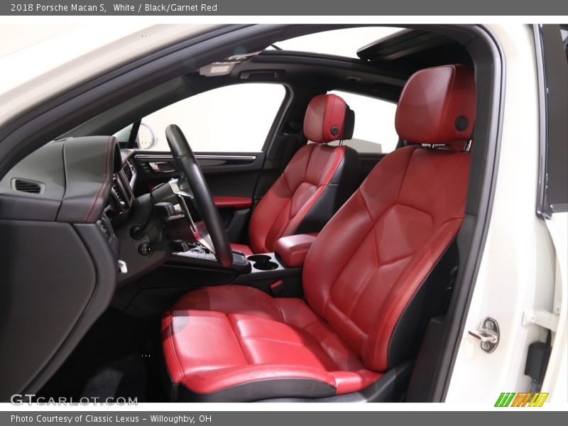 White / Black/Garnet Red 2018 Porsche Macan S