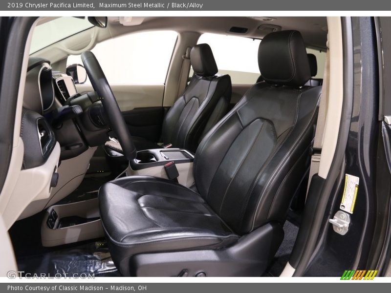 Maximum Steel Metallic / Black/Alloy 2019 Chrysler Pacifica Limited