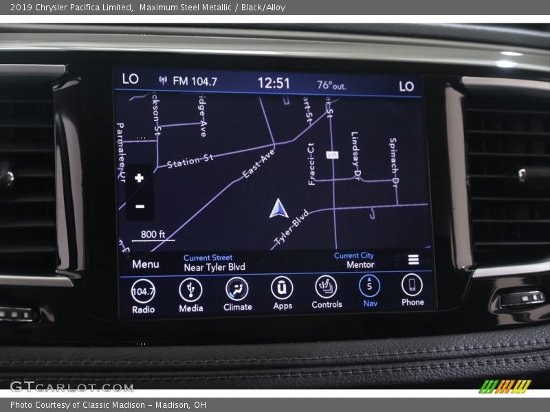 Maximum Steel Metallic / Black/Alloy 2019 Chrysler Pacifica Limited