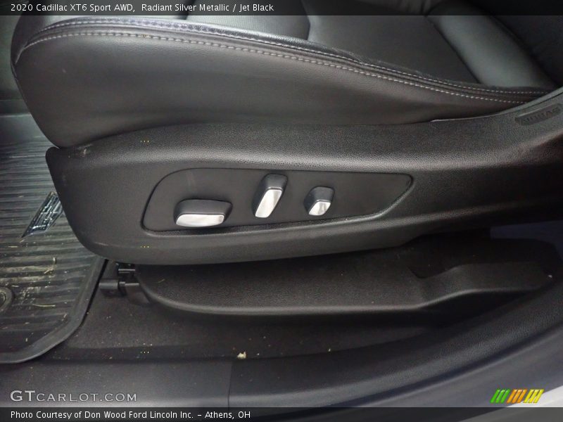 Radiant Silver Metallic / Jet Black 2020 Cadillac XT6 Sport AWD