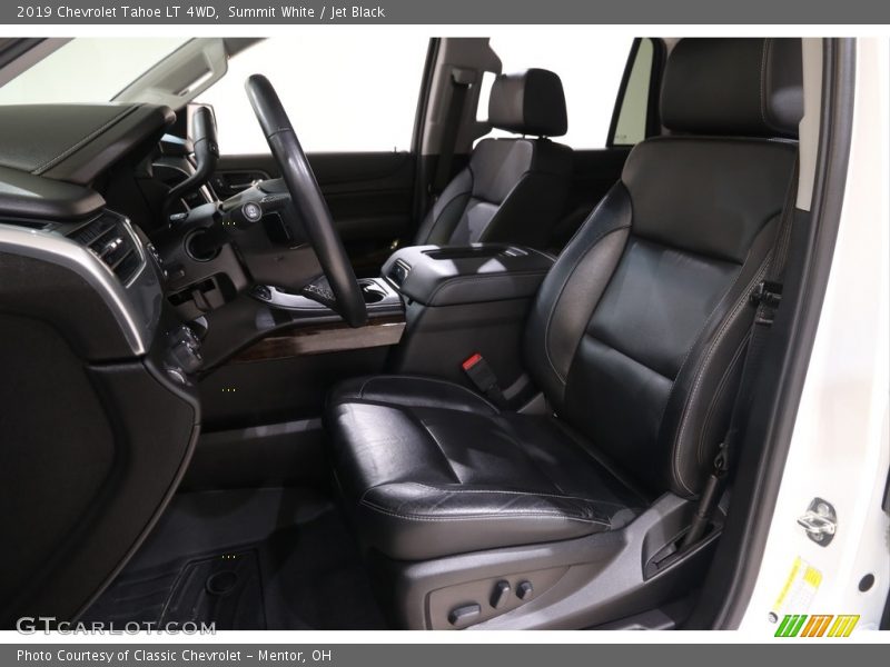 Summit White / Jet Black 2019 Chevrolet Tahoe LT 4WD