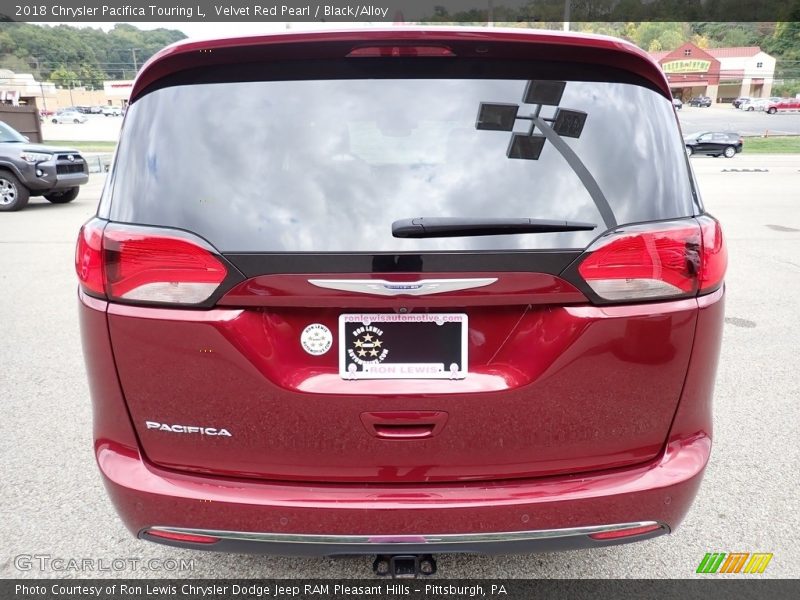 Velvet Red Pearl / Black/Alloy 2018 Chrysler Pacifica Touring L