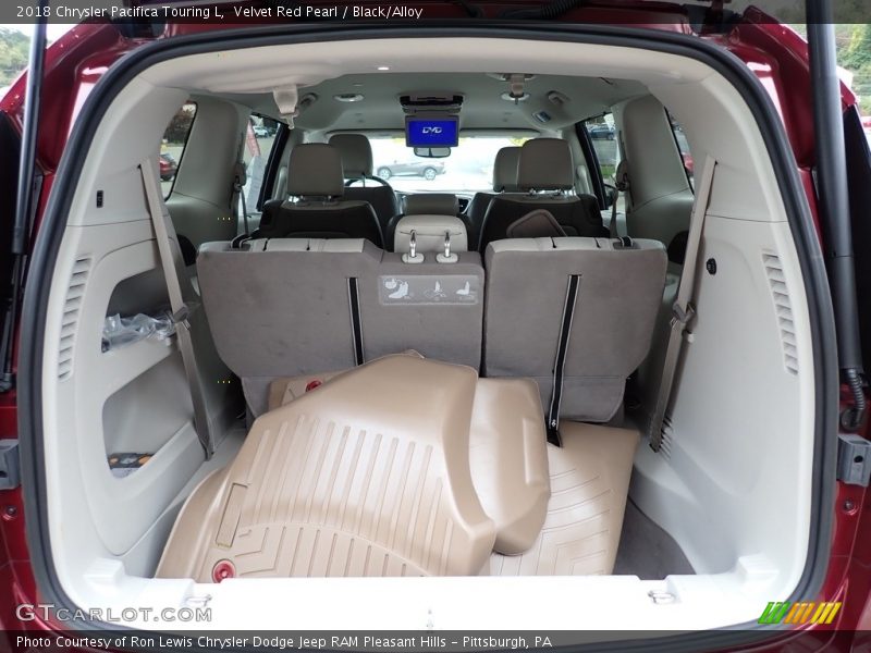 Velvet Red Pearl / Black/Alloy 2018 Chrysler Pacifica Touring L
