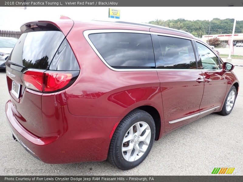 Velvet Red Pearl / Black/Alloy 2018 Chrysler Pacifica Touring L