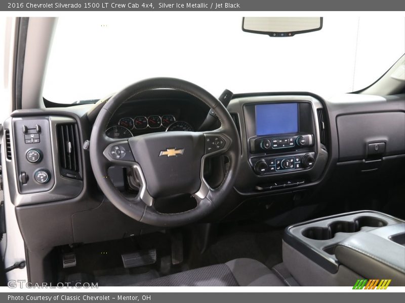 Dashboard of 2016 Silverado 1500 LT Crew Cab 4x4