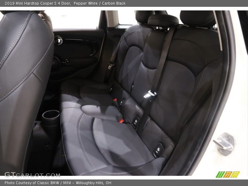 Pepper White / Carbon Black 2019 Mini Hardtop Cooper S 4 Door