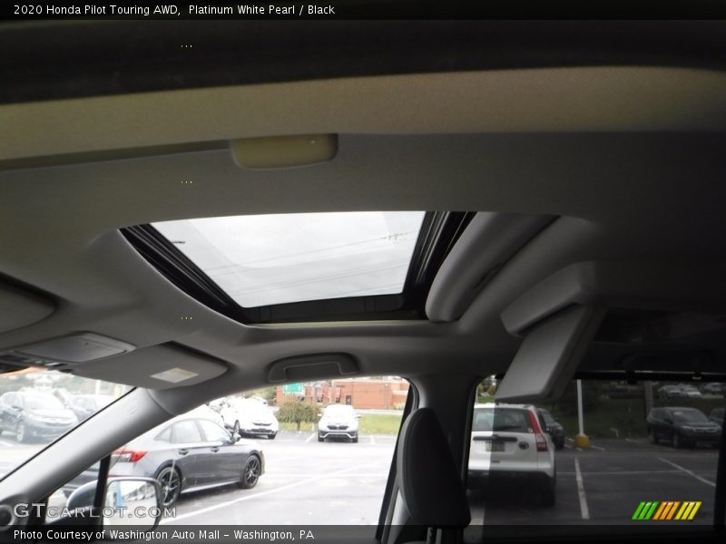 Platinum White Pearl / Black 2020 Honda Pilot Touring AWD