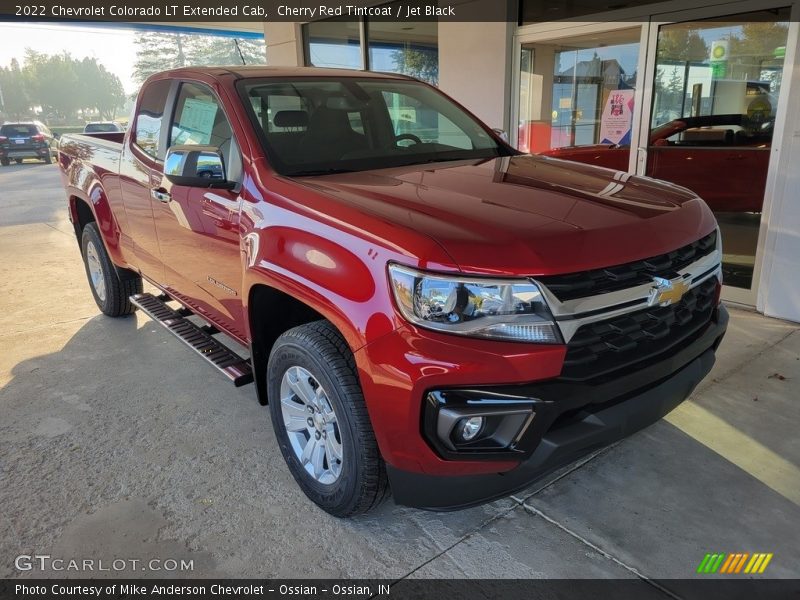 Front 3/4 View of 2022 Colorado LT Extended Cab