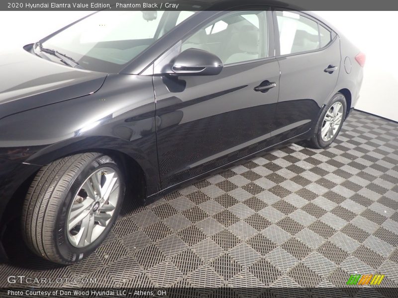 Phantom Black / Gray 2020 Hyundai Elantra Value Edition