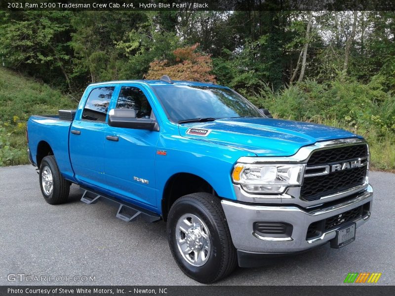 Front 3/4 View of 2021 2500 Tradesman Crew Cab 4x4
