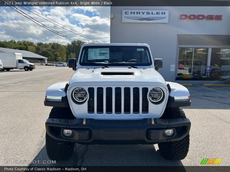 Bright White / Black 2021 Jeep Wrangler Unlimited Rubicon 4x4