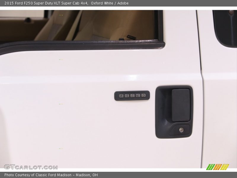 Oxford White / Adobe 2015 Ford F250 Super Duty XLT Super Cab 4x4