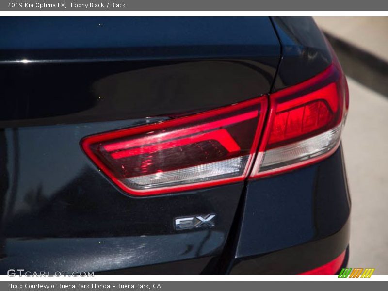 Ebony Black / Black 2019 Kia Optima EX