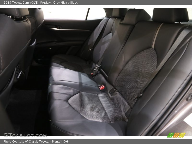 Predawn Gray Mica / Black 2019 Toyota Camry XSE