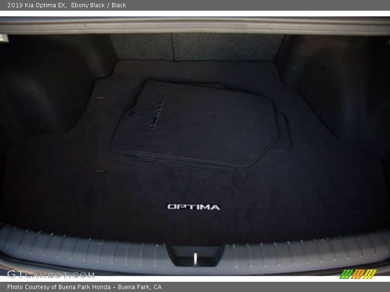 Ebony Black / Black 2019 Kia Optima EX