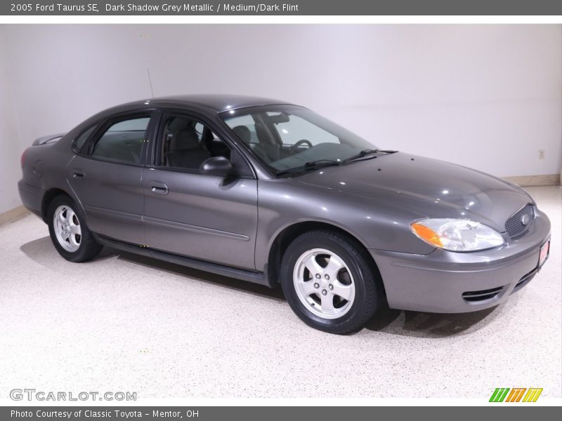 Dark Shadow Grey Metallic / Medium/Dark Flint 2005 Ford Taurus SE