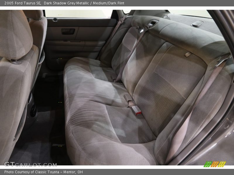 Dark Shadow Grey Metallic / Medium/Dark Flint 2005 Ford Taurus SE