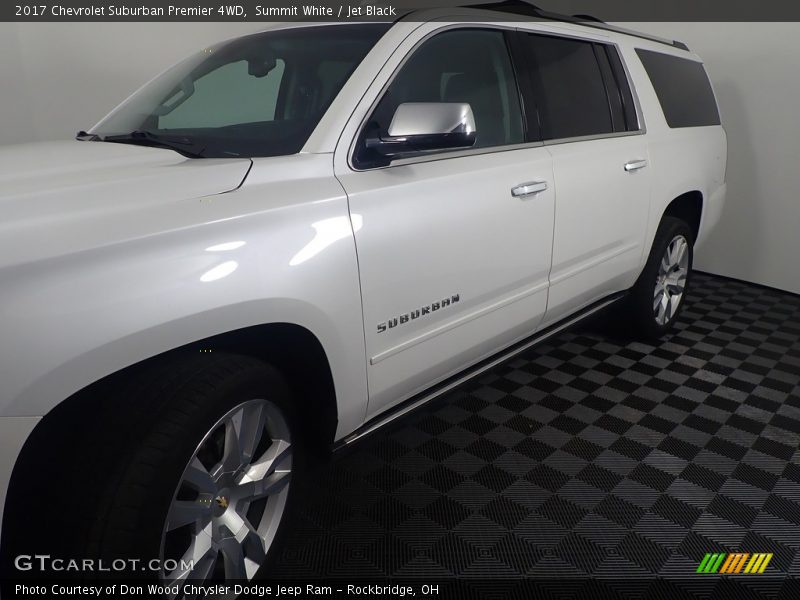 Summit White / Jet Black 2017 Chevrolet Suburban Premier 4WD