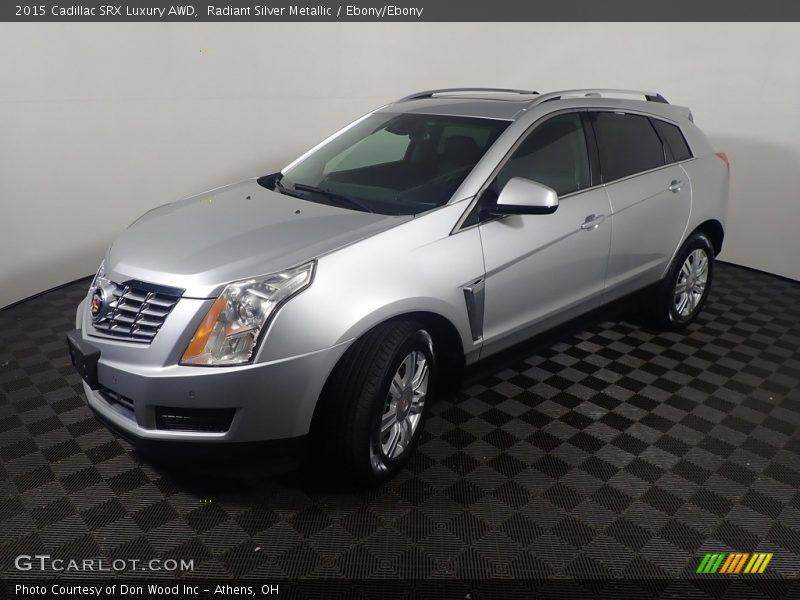 Radiant Silver Metallic / Ebony/Ebony 2015 Cadillac SRX Luxury AWD