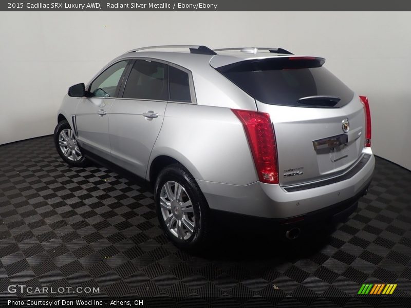 Radiant Silver Metallic / Ebony/Ebony 2015 Cadillac SRX Luxury AWD