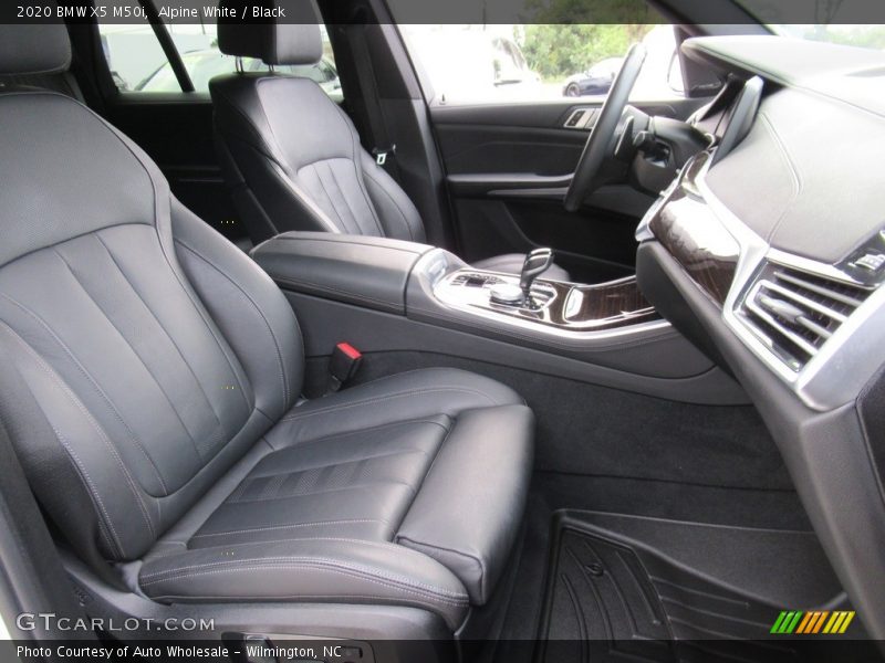 Front Seat of 2020 X5 M50i