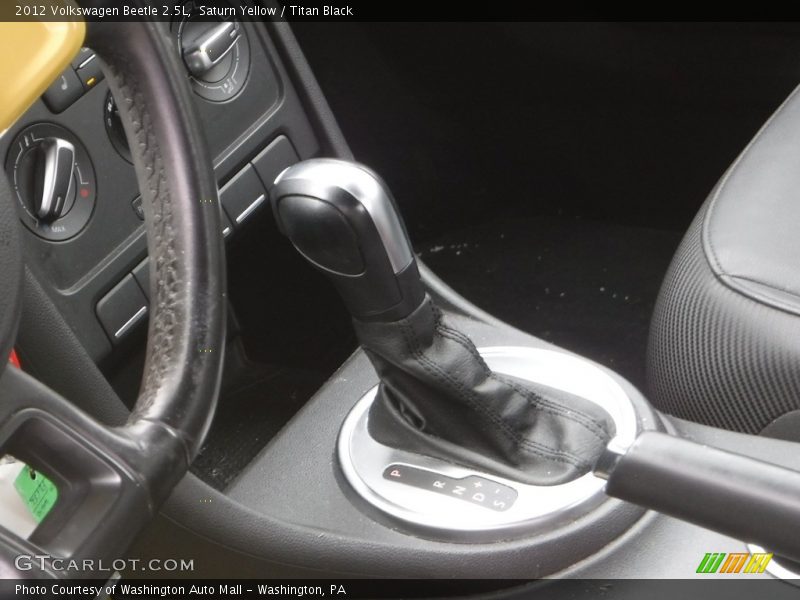 Saturn Yellow / Titan Black 2012 Volkswagen Beetle 2.5L