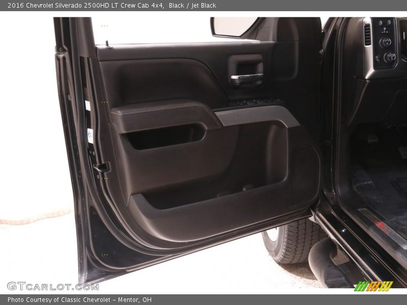 Door Panel of 2016 Silverado 2500HD LT Crew Cab 4x4