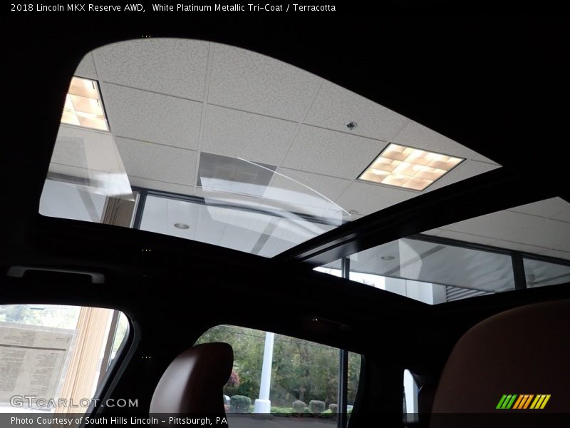White Platinum Metallic Tri-Coat / Terracotta 2018 Lincoln MKX Reserve AWD