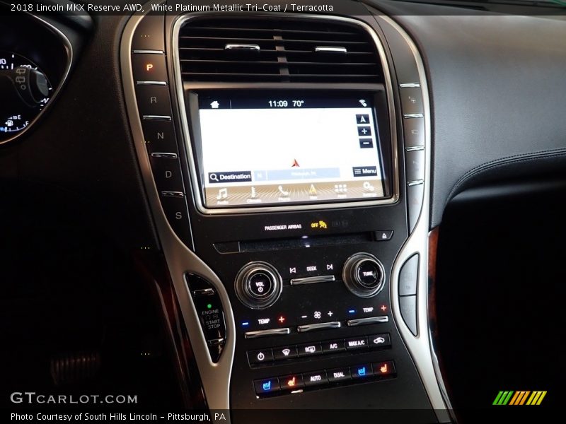 White Platinum Metallic Tri-Coat / Terracotta 2018 Lincoln MKX Reserve AWD
