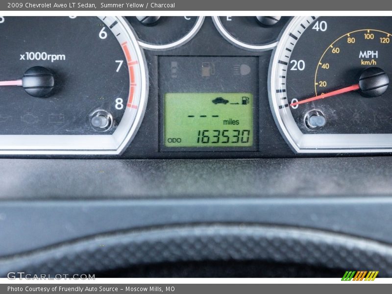 Summer Yellow / Charcoal 2009 Chevrolet Aveo LT Sedan