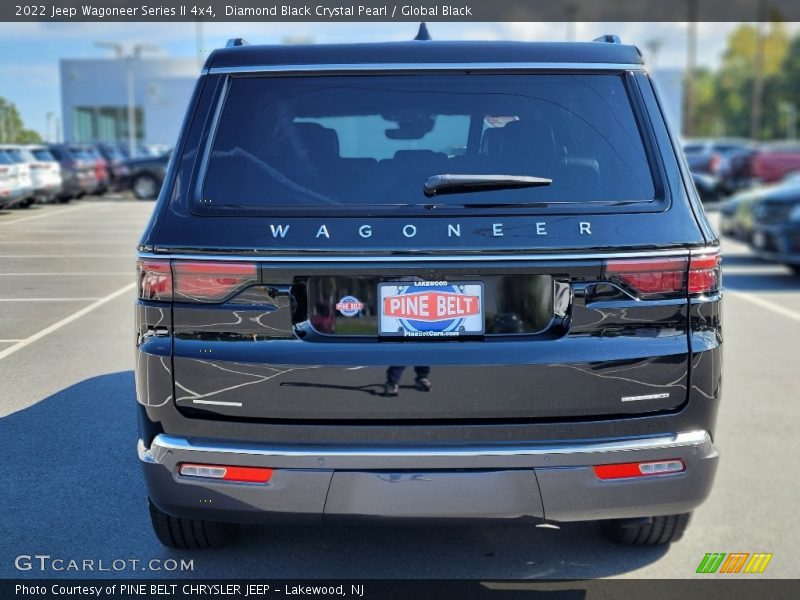 Diamond Black Crystal Pearl / Global Black 2022 Jeep Wagoneer Series II 4x4