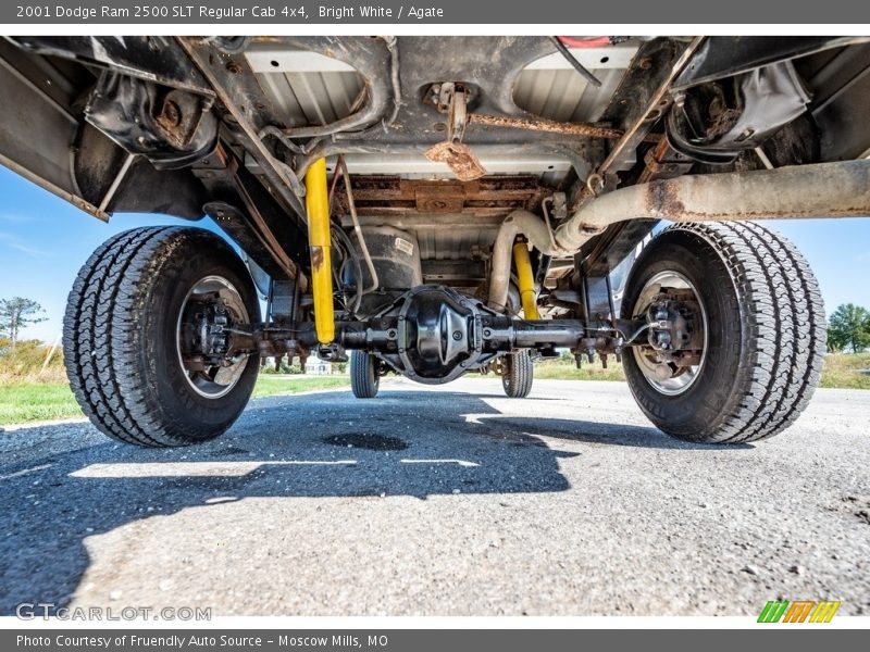 Undercarriage of 2001 Ram 2500 SLT Regular Cab 4x4