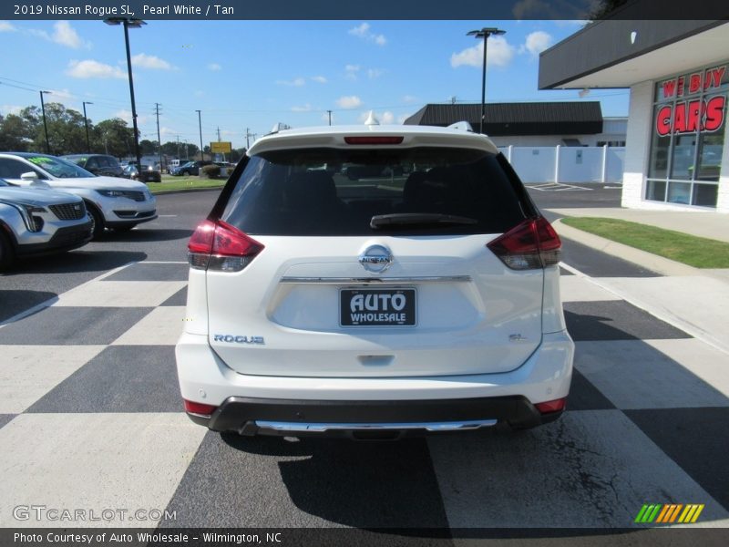 Pearl White / Tan 2019 Nissan Rogue SL