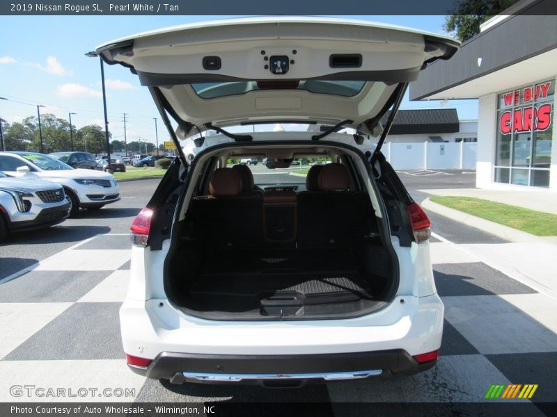 Pearl White / Tan 2019 Nissan Rogue SL