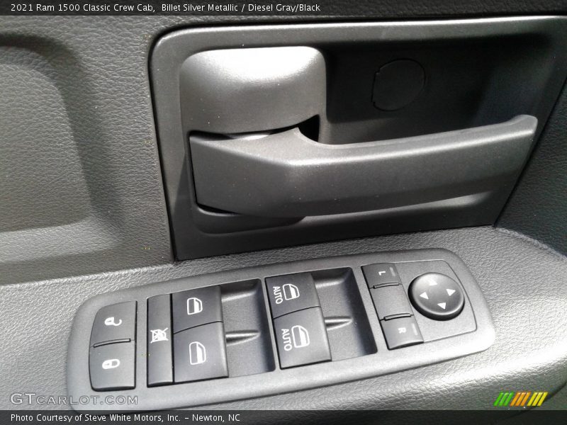 Billet Silver Metallic / Diesel Gray/Black 2021 Ram 1500 Classic Crew Cab