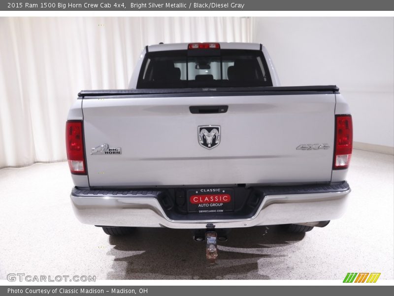 Bright Silver Metallic / Black/Diesel Gray 2015 Ram 1500 Big Horn Crew Cab 4x4