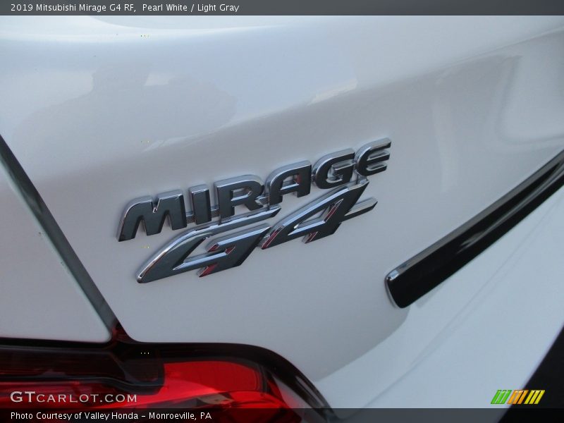 Pearl White / Light Gray 2019 Mitsubishi Mirage G4 RF