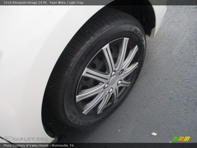 Pearl White / Light Gray 2019 Mitsubishi Mirage G4 RF