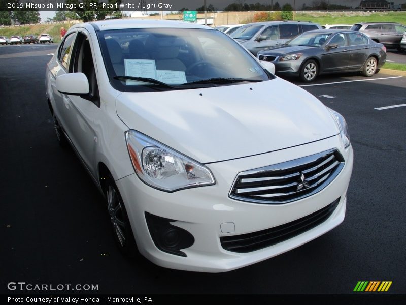 Pearl White / Light Gray 2019 Mitsubishi Mirage G4 RF