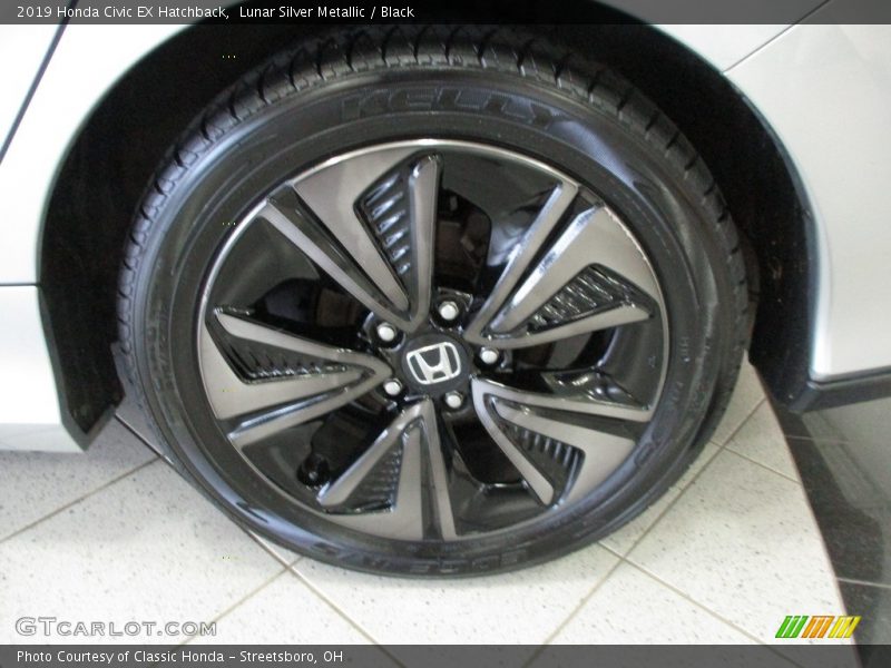 Lunar Silver Metallic / Black 2019 Honda Civic EX Hatchback