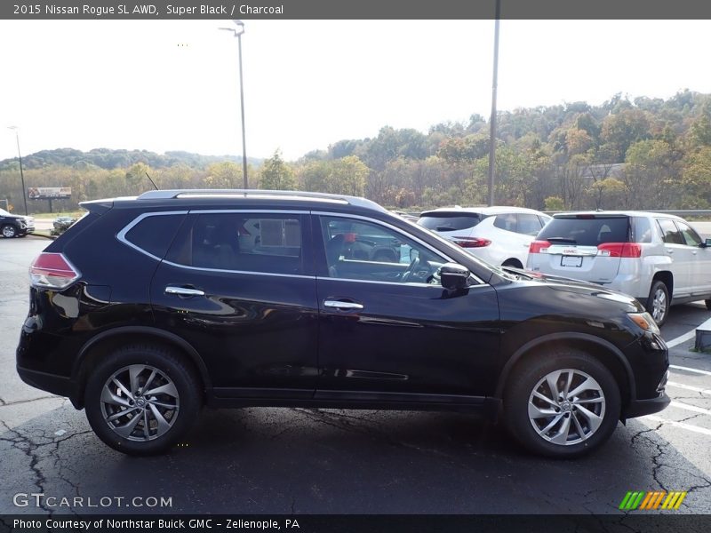 Super Black / Charcoal 2015 Nissan Rogue SL AWD