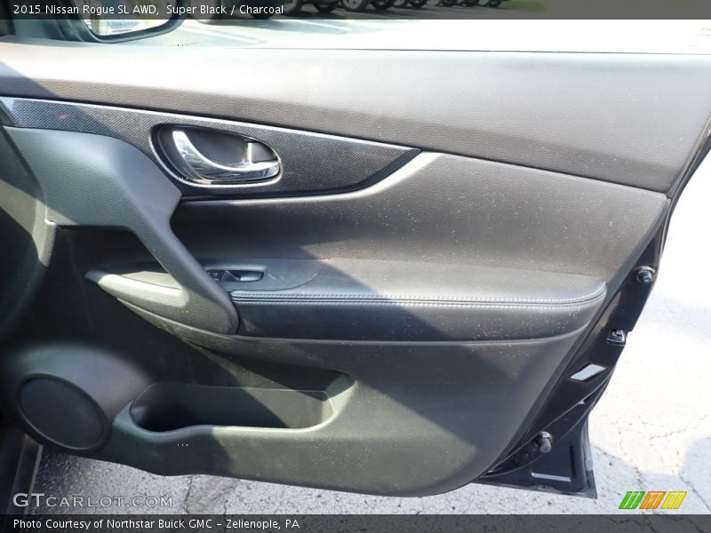 Super Black / Charcoal 2015 Nissan Rogue SL AWD