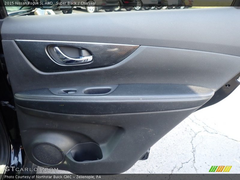 Super Black / Charcoal 2015 Nissan Rogue SL AWD