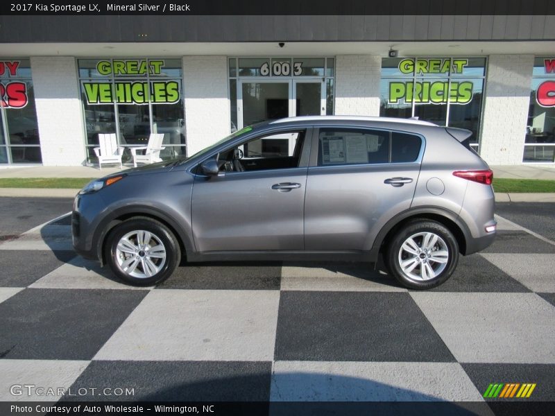 Mineral Silver / Black 2017 Kia Sportage LX